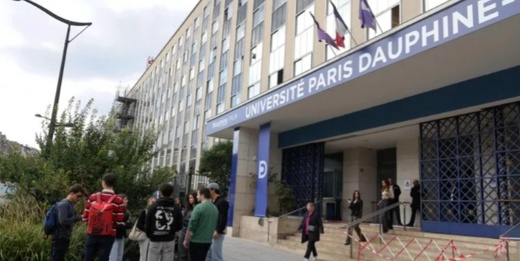 فرنسا تدين طالبًا مغربيًا استبدل صور طلاب يهود بعلم فلسطين فرنسا تدين طالبًا مغربيًا استبدل صور طلاب يهود بعلم فلسطين