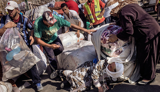 الجزيرة تنشر صور صادمة لنساء في مواجهة قسوة العيش بين مليلية والناظور