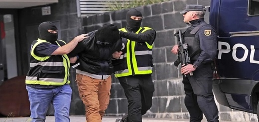 محكوم ب 27 سنة..بلجيكا تطلب تسلم بارون مخدرات مغربي من دبي