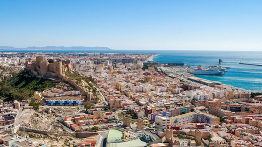 زلزال بقوة 5,5 درجات يضرب قبالة سواحل ألميريا ويهزّ سبع مناطق إسبانية زلزال بقوة 5,5 درجات يضرب قبالة سواحل ألميريا ويهزّ سبع مناطق إسبانية