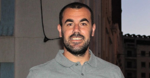 خروج مؤقت للزفزافي من السجن لزيارة والده المريض بالحسيمة خروج مؤقت للزفزافي من السجن لزيارة والده المريض بالحسيمة