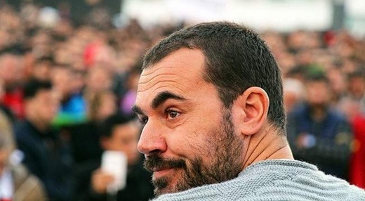 رسالة مؤثرة من ناصر الزفزافي عقب زيارته لوالده المريض رسالة مؤثرة من ناصر الزفزافي عقب زيارته لوالده المريض