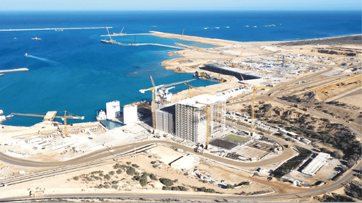 "ميناء الناظور غرب المتوسط" يُربك حسابات إسبانيا.. وتدفق الشاحنات يؤشر على اقتراب موعد التدشين "ميناء الناظور غرب المتوسط" يُربك حسابات إسبانيا.. وتدفق الشاحنات يؤشر على اقتراب موعد التدشين