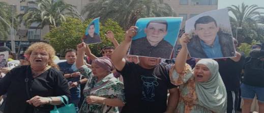 وفاة مغربي على يد شرطي بإسبانيا تفجر احتجاجات واسعة وتعيد سؤال العنصرية إلى الواجهة وفاة مغربي على يد شرطي بإسبانيا تفجر احتجاجات واسعة وتعيد سؤال العنصرية إلى الواجهة