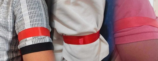 غضب في صفوف عمال الكهرباء بإقليم الناظور: شارات حمراء وإضراب مفتوح بسبب تأخر صرف المستحقات غضب في صفوف عمال الكهرباء بإقليم الناظور: شارات حمراء وإضراب مفتوح بسبب تأخر صرف المستحقات