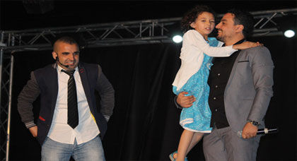 منير الساوي شاب يشق طريق الإحتراف بتدرج و "منير فلاش" جديد عمله الركحي