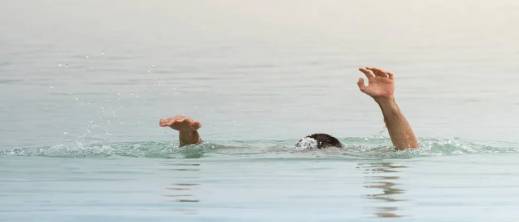 وفاة طفل بعد سقوط عرضي في حوض مائي نواحي الحسيمة وفاة طفل بعد سقوط عرضي في حوض مائي نواحي الحسيمة