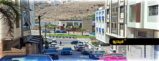 فوضى الوقوف والتوقف بالحسيمة تربك السير وتقلق الساكنة فوضى الوقوف والتوقف بالحسيمة تربك السير وتقلق الساكنة