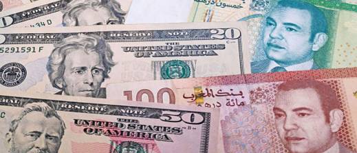 الدرهم يرتفع أمام الدولار ويتراجع قليلا أمام اليورو الدرهم يرتفع أمام الدولار ويتراجع قليلا أمام اليورو