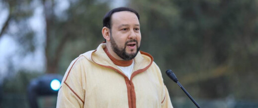 مصدر من داخل الزاوية: منير القادري تجاوز كل الأعراف في التعامل مع أمير المؤمنين مصدر من داخل الزاوية: منير القادري تجاوز كل الأعراف في التعامل مع أمير المؤمنين