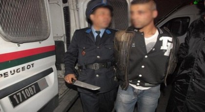 إعتقال ثلاثة أشخاص شرملو شابا وسط الناظور وتسببوا له في 40 غرزة إعتقال ثلاثة أشخاص شرملو شابا وسط الناظور وتسببوا له في 40 غرزة