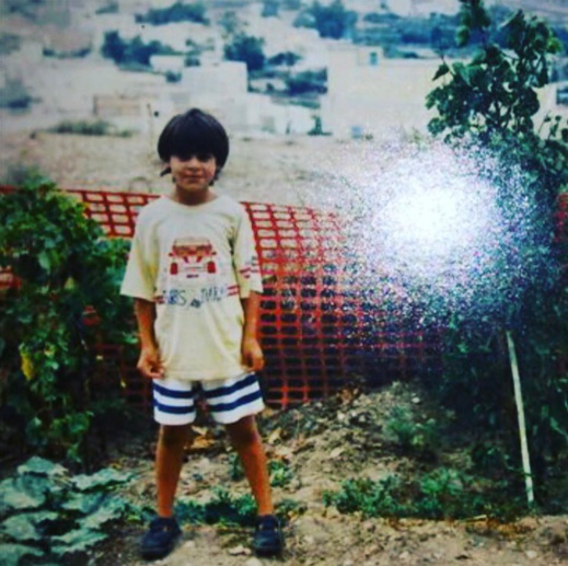 الناظورية أمال صابر "عشيقة" رونالدو ترقص على نغمات "أحاور أيور إنو" وتنشر صورتها وهي صغيرة بالناظور الناظورية أمال صابر "عشيقة" رونالدو ترقص على نغمات "أحاور أيور إنو" وتنشر صورتها وهي صغيرة بالناظور