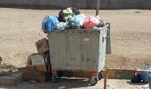 نقص الحاويات وانتشار أكوام النفايات.. جمعية تنبه لتدهور الوضع البيئي بأزغنغات نقص الحاويات وانتشار أكوام النفايات.. جمعية تنبه لتدهور الوضع البيئي بأزغنغات