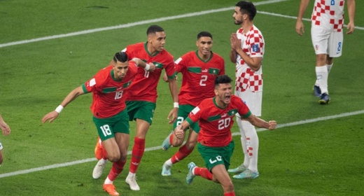 الإصابة تبعد أشرف داري عن معسكر الأسود