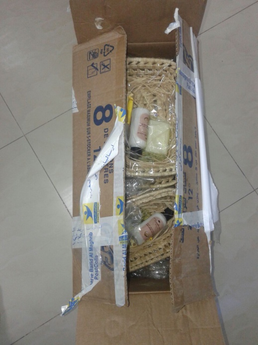 موظفات بريد بنك بالناظور يعدن هدية "الصابونة" التي تلقيناها من الادارة في عيدهن الأممي موظفات بريد بنك بالناظور يعدن هدية "الصابونة" التي تلقيناها من الادارة في عيدهن الأممي