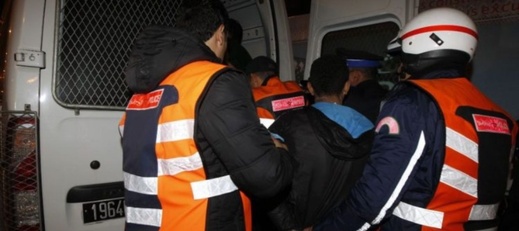 الأمن يطيح بأفراد شبكة متورطين في النصب على حالمين بالهجرة الأمن يطيح بأفراد شبكة متورطين في النصب على حالمين بالهجرة