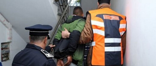 أمن امزورن يطيح بعصابة مخدرات تضم مطلوبا وطنيا أمن امزورن يطيح بعصابة مخدرات تضم مطلوبا وطنيا