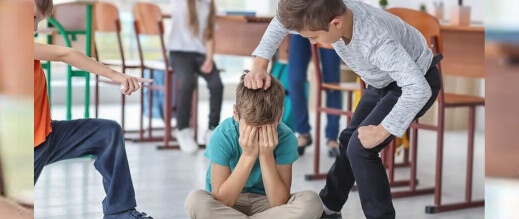 الناظور.. تلميذ ضحية اعتداء مدرسي والأسرة مطالبة بـ3500 درهم للفحص الناظور.. تلميذ ضحية اعتداء مدرسي والأسرة مطالبة بـ3500 درهم للفحص
