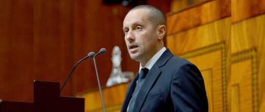 الآن.. وزير الصحة يحل بالمستشفى الحسني بالناظور الآن.. وزير الصحة يحل بالمستشفى الحسني بالناظور