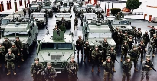 عملية "سينيرجيا 25": مناورات عسكرية إسبانية واسعة بالقرب من المغرب عملية "سينيرجيا 25": مناورات عسكرية إسبانية واسعة بالقرب من المغرب