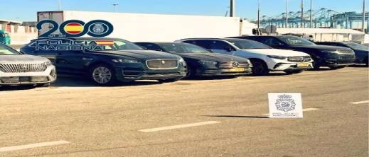 الشرطة الإسبانية تحبط تهريب 22 سيارة مسروقة نحو المغرب وتعتقل 11 مشتبها بهم الشرطة الإسبانية تحبط تهريب 22 سيارة مسروقة نحو المغرب وتعتقل 11 مشتبها بهم