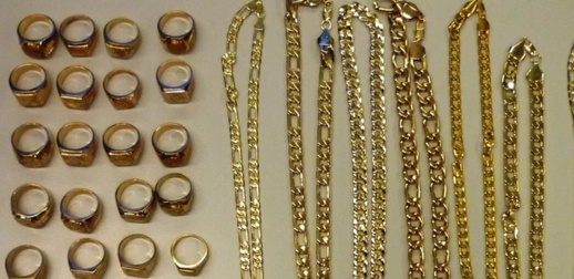 شبكات دولية تستغل النساء في تهريب الذهب إلى المغرب عبر المطارات شبكات دولية تستغل النساء في تهريب الذهب إلى المغرب عبر المطارات