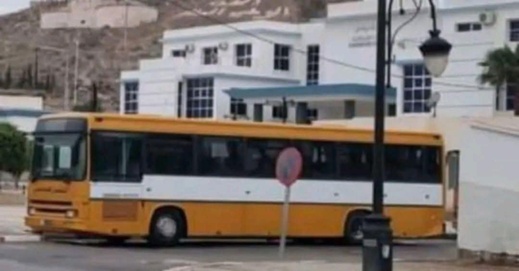 تصعيد طلابي في جماعة أزلاف بسبب أزمة النقل الجامعي تصعيد طلابي في جماعة أزلاف بسبب أزمة النقل الجامعي