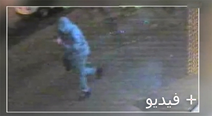 شخص يحمل رأس المغربي المقتول بهولندا شخص يحمل رأس المغربي المقتول بهولندا