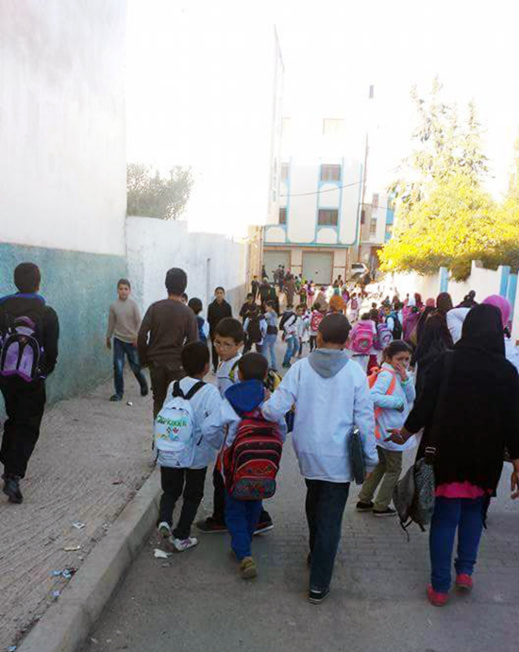 عدد من المؤسسات التعليمية تخلي فصولها بسبب الهزة الأرضية و موجات بكاء و إغماءات في صفوف التلاميذ‎