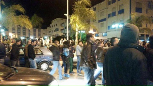 بوادر ليلة بيضاء بالريف.. توسع رقعة الإحتجاج والساكنة ترفض الدخول إلى المنازل
