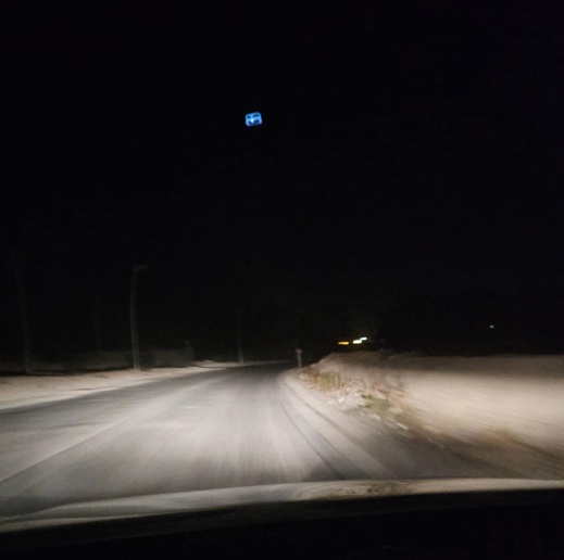 ظلام دامس يخيّم على الطريق المؤدية لسلوان والقنطرة تهدد سلامة المارة والسائقين ظلام دامس يخيّم على الطريق المؤدية لسلوان والقنطرة تهدد سلامة المارة والسائقين