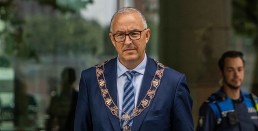 الريفي أحمد أبو طالب على رأس الشخصيات المفضلة لرئاسة الحكومة الهولندية الريفي أحمد أبو طالب على رأس الشخصيات المفضلة لرئاسة الحكومة الهولندية