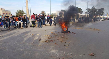 بالصور.. غليان في جماعة تافرسيت ومطالب بأخذ الإحتياطات الضرورية للتدخل عند حدوث الزلزال 