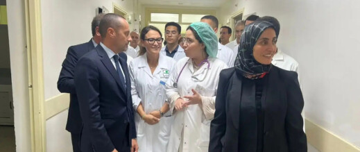وزير الصحة يتدخل لإنقاذ تلميذة من مرض نادر بالناظور وزير الصحة يتدخل لإنقاذ تلميذة من مرض نادر بالناظور