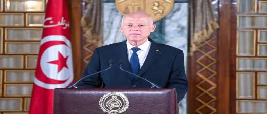 قيس سعيد يتدخل شخصيا بعد جدل قرار إقصاء المغرب من صادرات التمور
