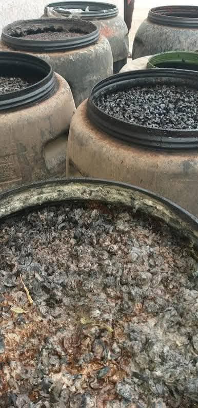 معامل سرية لتصبير زيتون و"هريسة" مغشوشين بالجهة الشرقية.. ومرصد يحذر