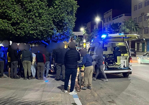 محاولة انتحار تهز بن الطيب… لحظات رعب على قارعة الطريق محاولة انتحار تهز بن الطيب… لحظات رعب على قارعة الطريق