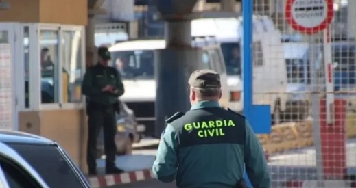 الإطاحة بشبكة متخصصة في السرقة الليلية بمليلية المحتلة الإطاحة بشبكة متخصصة في السرقة الليلية بمليلية المحتلة