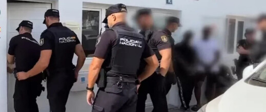 إسبانيا تفكك شبكة تهريب قاصرين تعتمد على قاعدة في المغرب لتسهيل عملياتها