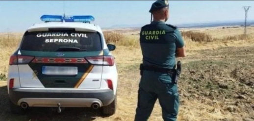 عامل موسمي يطلق النار على زميله المغربي وينهي حياته بإسبانيا عامل موسمي يطلق النار على زميله المغربي وينهي حياته بإسبانيا