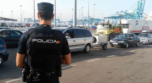 توقيف تسعة مغاربة في مليلية لانتحالهم صفة قاصرين غير مصحوبين توقيف تسعة مغاربة في مليلية لانتحالهم صفة قاصرين غير مصحوبين