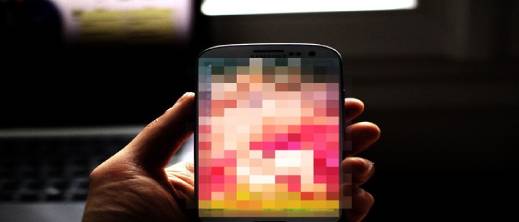 بآلاف الدراهم.. شبكة إباحية تستدرج القاصرات وتصور مقاطع مخلة بالرباط