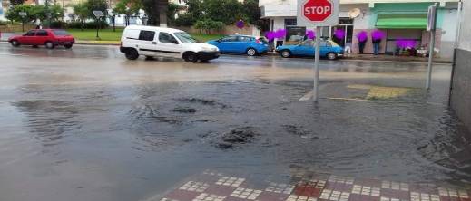 تقلبات جوية واسعة بالمملكة اليوم… أمطار في الريف وثلوج ورياح قوية في عدة مناطق