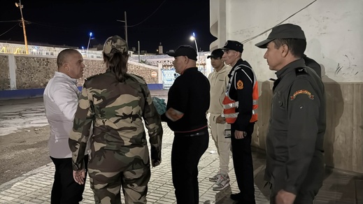 سلطات الأمن تغلق المحطة الطرقية القديمة بالناظور استعدادا لافتتاح المحطة الجديدة 