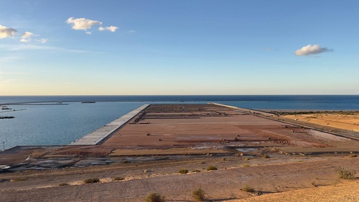 بفرص شغل تصل إلى 100 ألف فرصة.. تفاصيل تقدم ميناء الناظور غرب المتوسط أحد أضخم المشاريع البحرية في المغرب بفرص شغل تصل إلى 100 ألف فرصة.. تفاصيل تقدم ميناء الناظور غرب المتوسط أحد أضخم المشاريع البحرية في المغرب