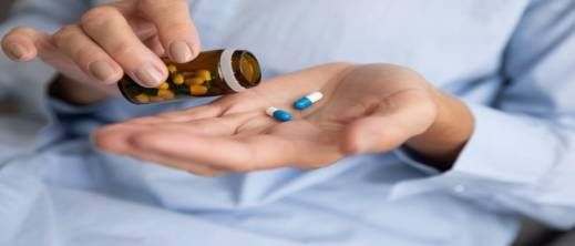 توقيف إفريقي يروج أدوية إجهاض محظورة داخل المقاهي ومحيط المساجد