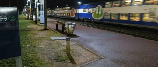 ابنة دبلوماسي مغربي تتعرض لاعتداء داخل قطار بباريس