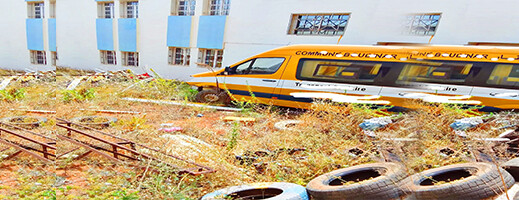 حافلة مدرسية مهملة في الدريوش.. تلاميذ دواري “إجطي” و”آيت اتعبان” بين الإهمال والحرمان