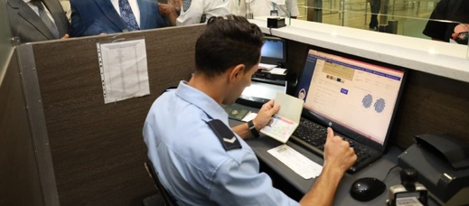 الجزائر تمنع دخول الإسبان من أصول مغربية: تقرير يكشف الأسباب الجزائر تمنع دخول الإسبان من أصول مغربية: تقرير يكشف الأسباب