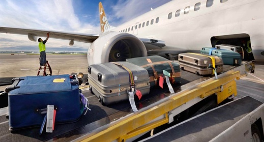 ريان إير تغرم مسافرا مغربيا بحجة تجاوز حقيبته المقاسات المفروضة ريان إير تغرم مسافرا مغربيا بحجة تجاوز حقيبته المقاسات المفروضة